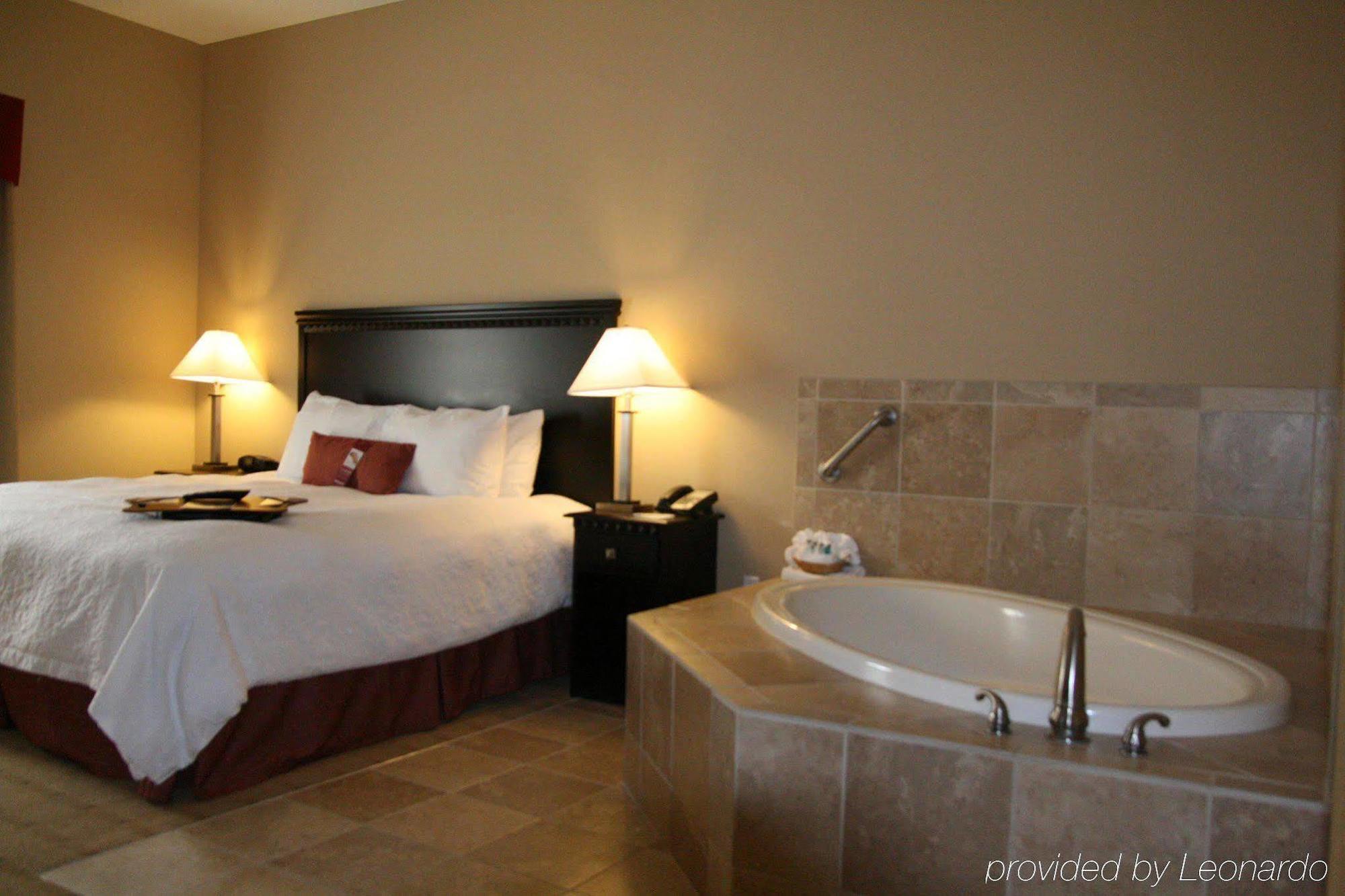 Hampton Inn Dade City - Zephyr Hills Стая снимка